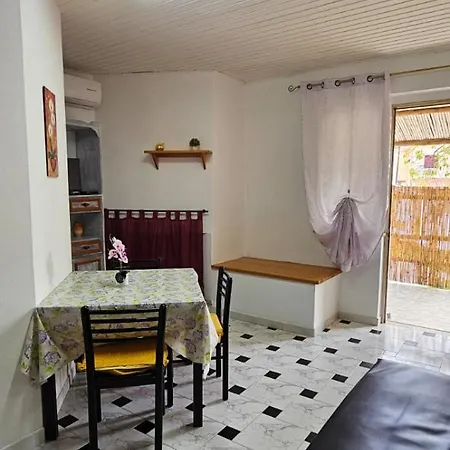 Casa Carlo Apartment *